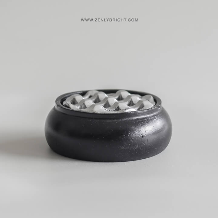 asbak-hitam-kayu-jati-aluminium-lubang-4-bulat-wholesale-bali-indonesia