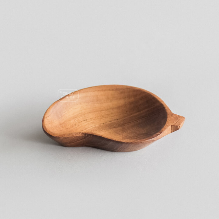 detail-lou-wooden-bowl-zenly-bright