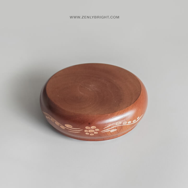 round-shaped-ashtray-teak-wood-brown-aluminium-16-holes-bali-supplier-hotel-villa-cafe-canggu-seminyak-ubud